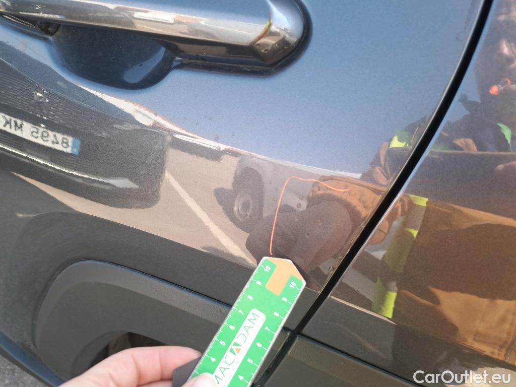  Toyota  RAV4 TOYOTA  / 2018 / 5P / todoterreno 2.5l 220H Advance #8