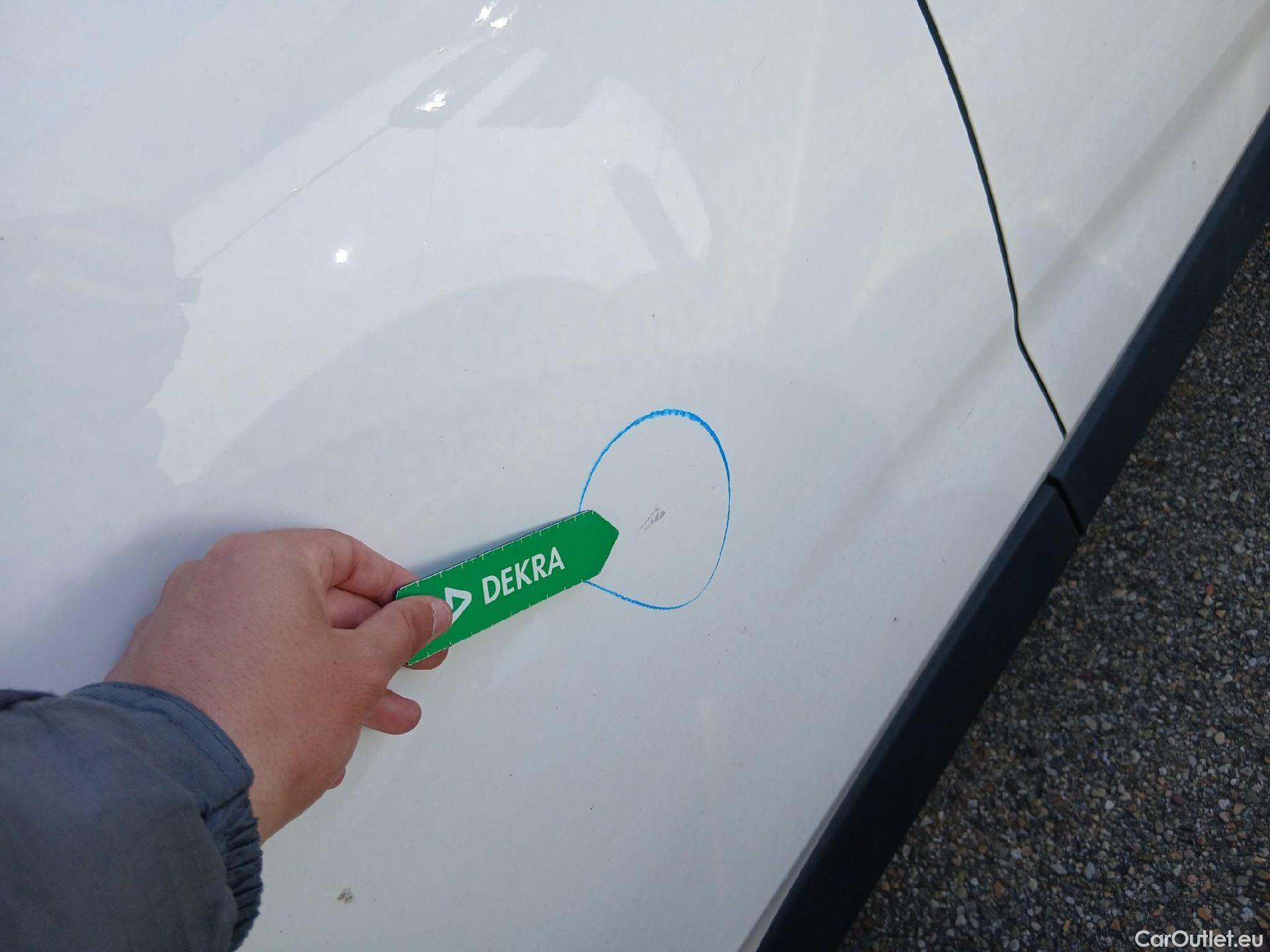  Toyota  RAV4 TOYOTA  / 2018 / 5P / todoterreno 2.5l 220H Advance #12