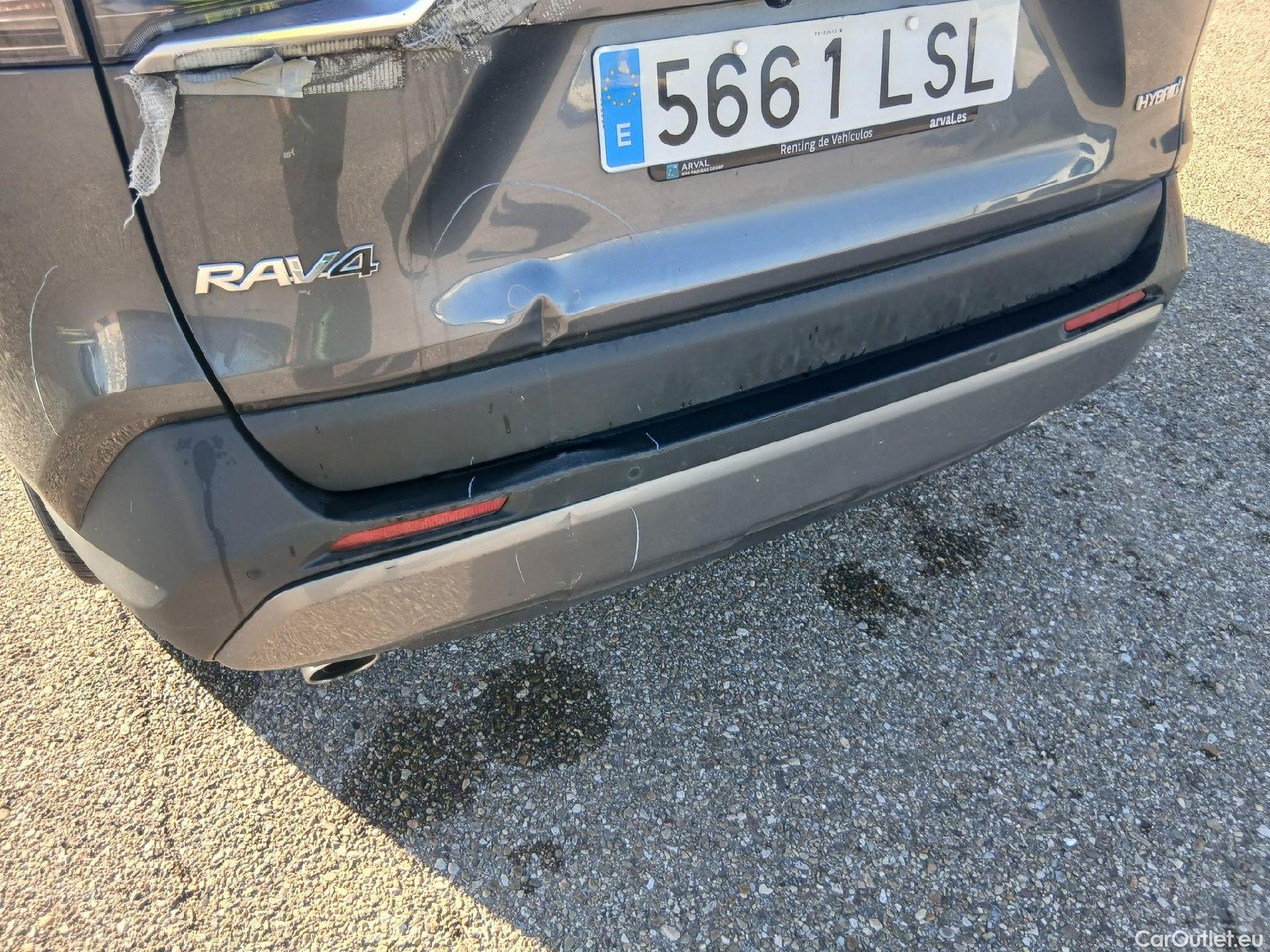  Toyota  RAV4 TOYOTA  / 2018 / 5P / todoterreno 2.5l 220H Advance #20