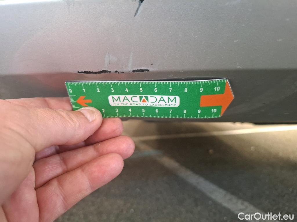  Opel   Grandland X Grandland X Elegance Business 1.5 130CV BVA8 6E #28