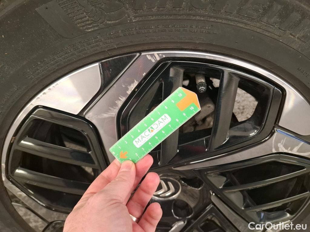  Citroen  C4  Berline Shine Pack 1.2 PureTech 130CV BVA8 E6d #22