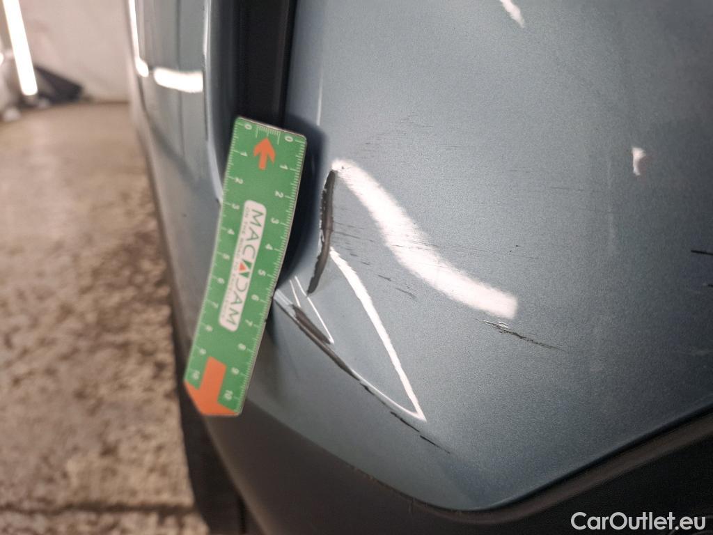  Citroen  C4  Berline Shine Pack 1.2 PureTech 130CV BVA8 E6d #2