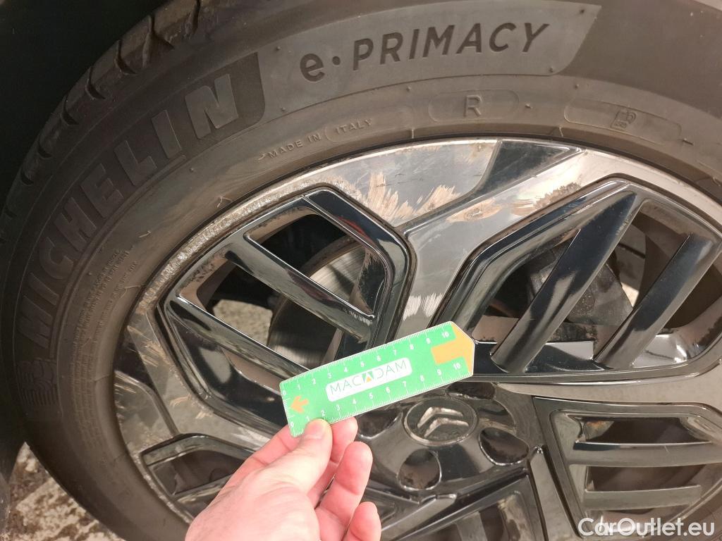  Citroen  C4  Berline Shine Pack 1.2 PureTech 130CV BVA8 E6d #33