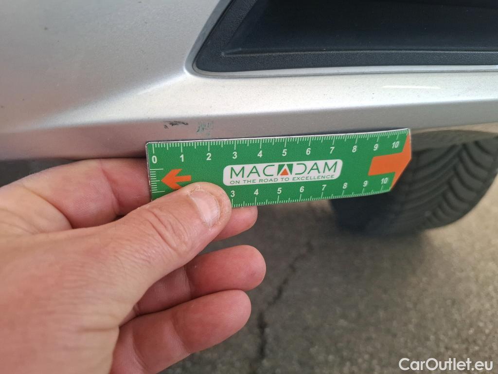  Opel   Grandland X Grandland X Elegance Business 1.5 130CV BVA8 6E #30