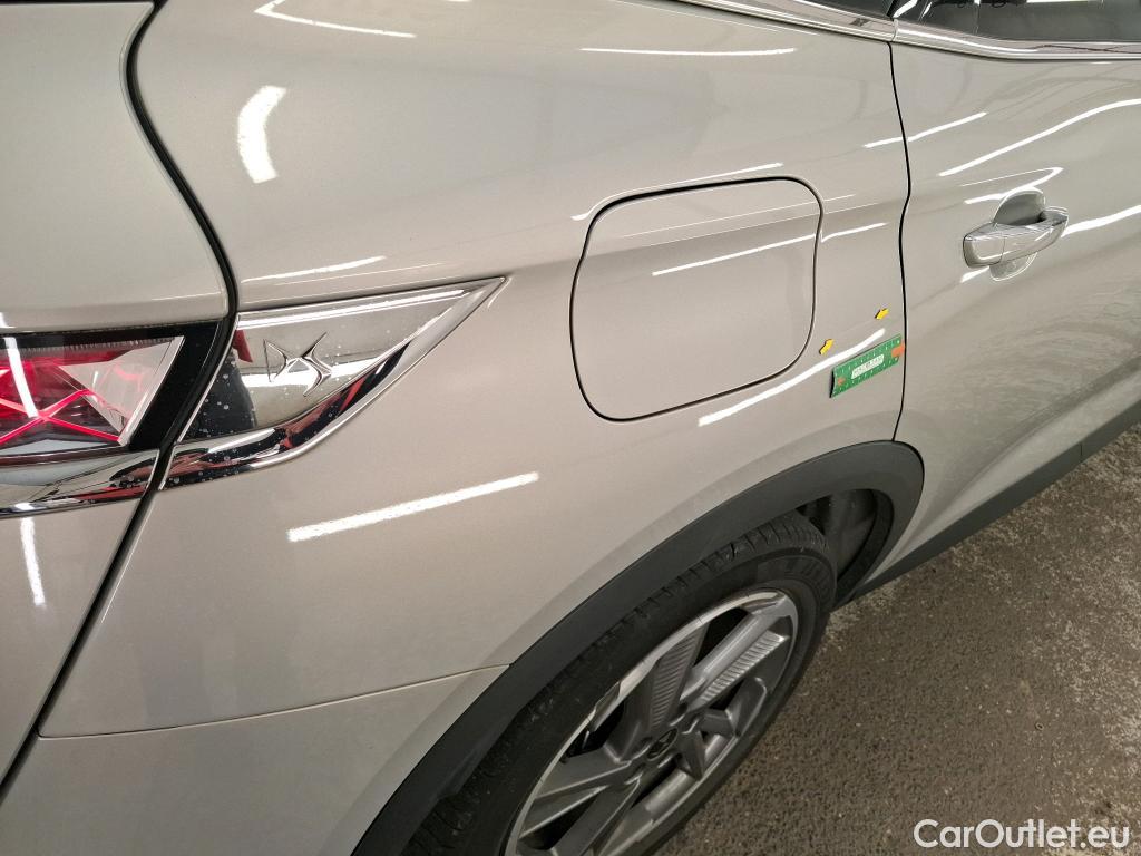  DS  DS7 DS DS 7 Crossback / 2017 / 5P / SUV BlueHDi 130 Automatique BASTILLE + #1