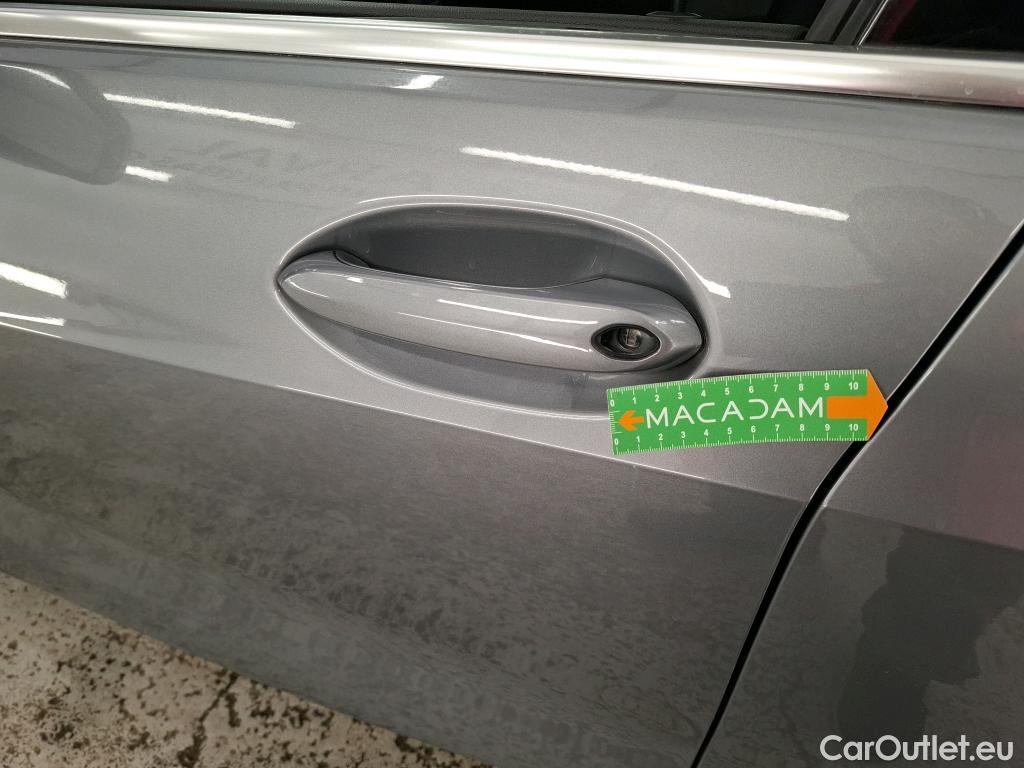  Bmw  Serie 1 BMW Série 1  2019  5P  Berline 116i DKG7 Business Design #39