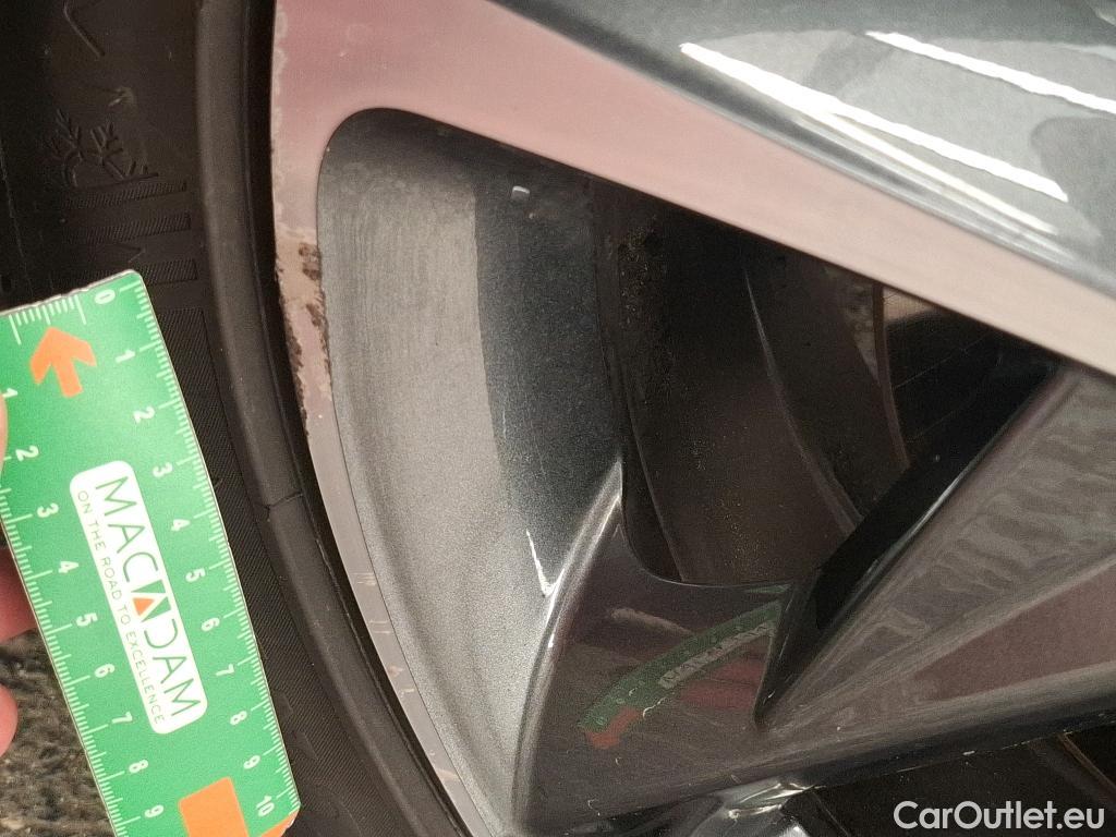  Hyundai  i30 HYUNDAI  / 2020 / 5P / Berline 1.0 T-GDI 120 DCT-7 MHEV CREATIVE #26