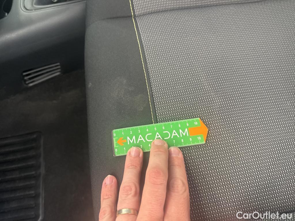  Citroen  C3 CITROEN  5p Berline PureTech 82 S&S BVM Feel Business #6