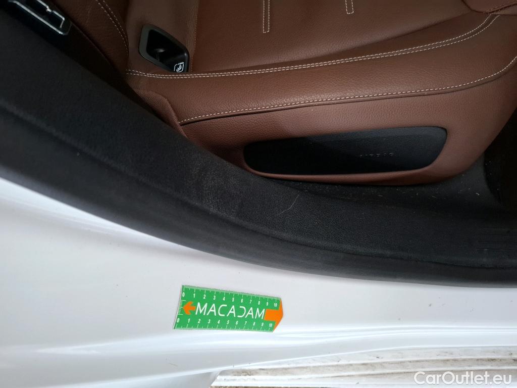  Mercedes  A-Klasse MERCEDES-BENZ Classe A Compact / 2018 / 5P / Berline A 250 e AMG Line 8G-DCT #3