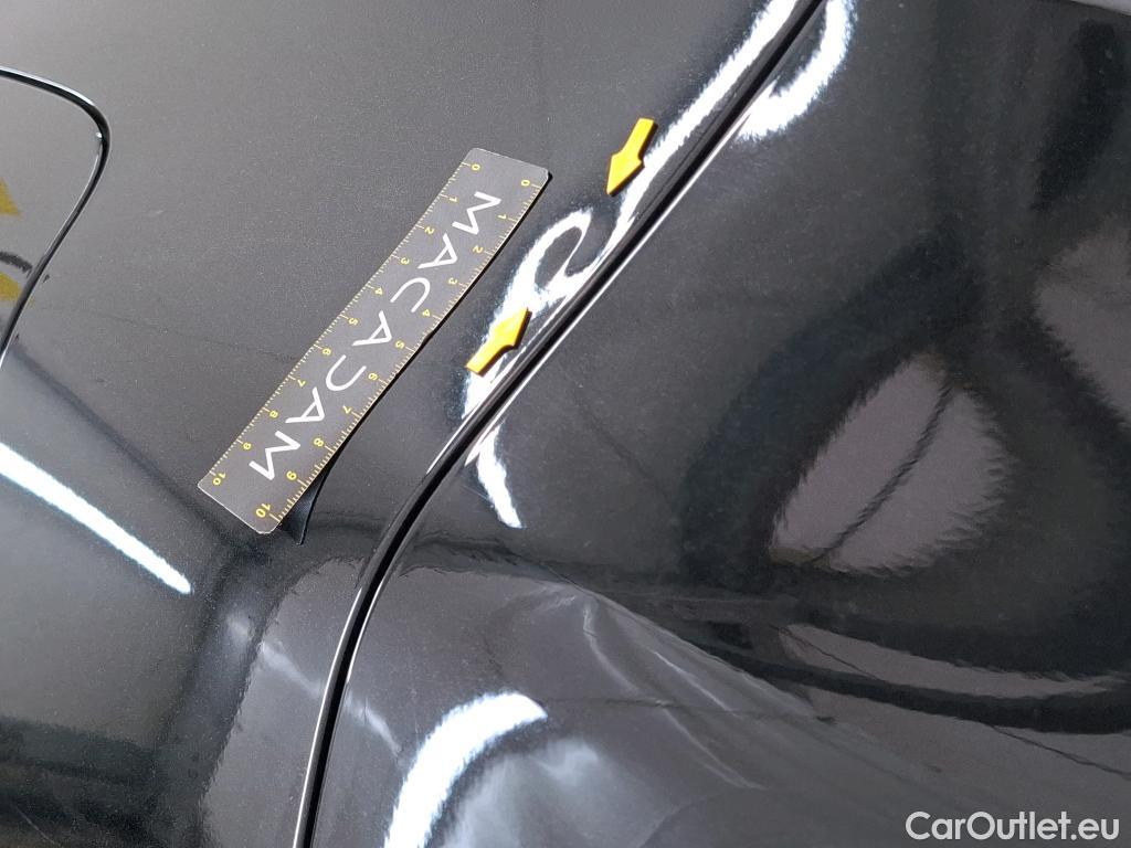  Mercedes  GLA MERCEDES-BENZ  / 2020 / 5P / SUV 1.3  250 e BUSINESS LINE DCT #32