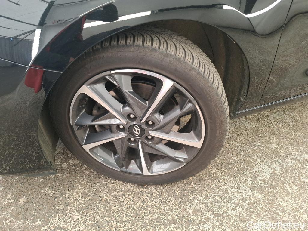  Hyundai  i30 HYUNDAI  / 2020 / 5P / Berline 1.0 T-GDI 120 DCT-7 MHEV CREATIVE #17