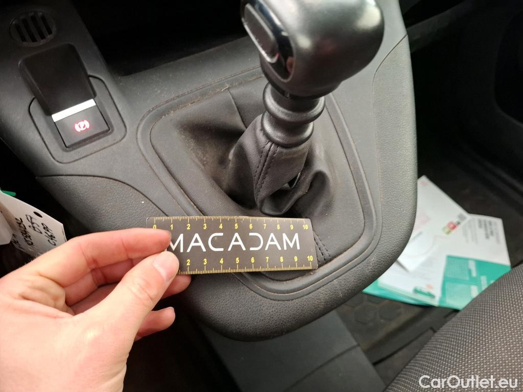  Citroen  Berlingo  Fourgon Club XL 950 1.5 BlueHDi 100CV BVM6 E6d #5