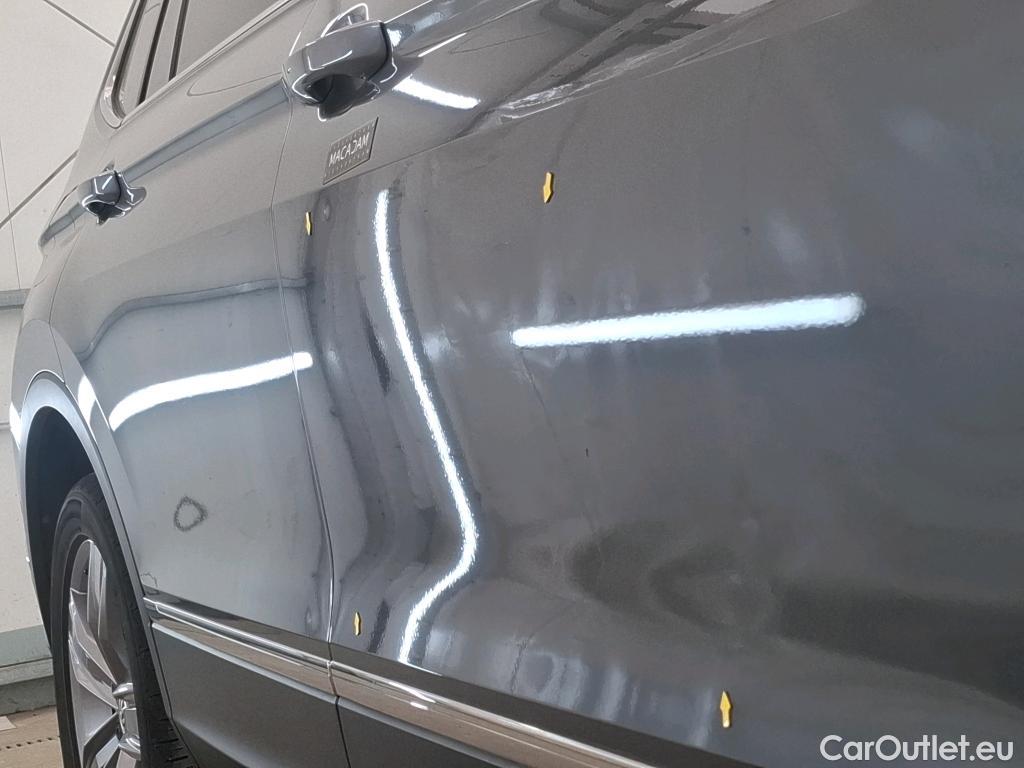  Volkswagen  Tiguan VOLKSWAGEN  Allspace 5p SUV 2.0 TDI 150 DSG7 Carat Exclusive #38