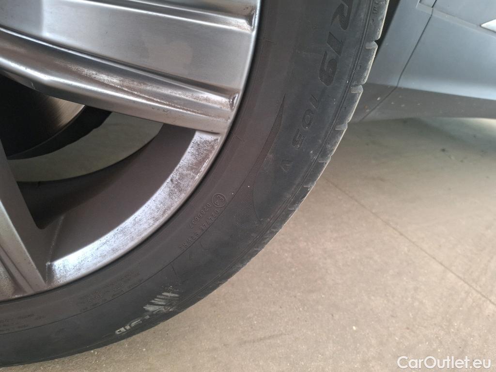  Volkswagen  Tiguan VOLKSWAGEN  Allspace 5p SUV 2.0 TDI 150 DSG7 Carat Exclusive #76