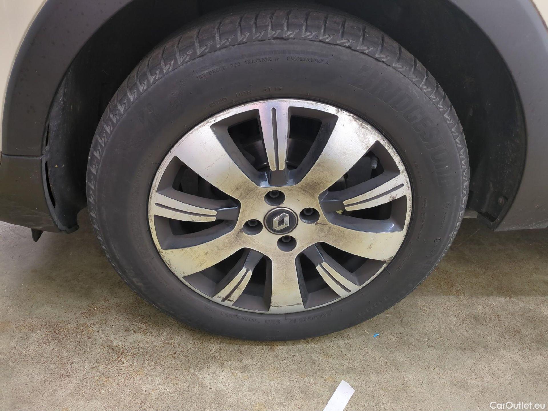  Renault  Captur  Business 0.9 TCe 90CV BVM5 E6 #3