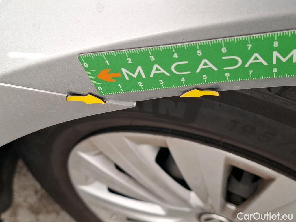  Volkswagen  Golf  VOLKSWAGEN 5p Berline 1.6 TDI 110 BVM5 Trendline Business BMT #30