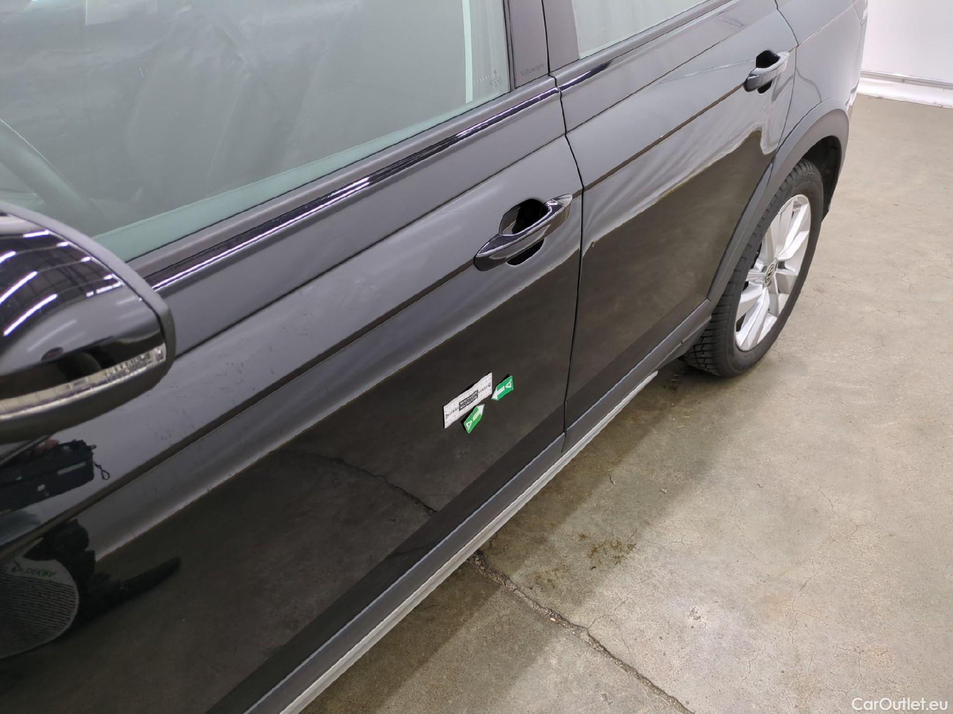  Volkswagen  Taigo  Life Plus 1.0 TSI 110CV BVA7 E6d #17