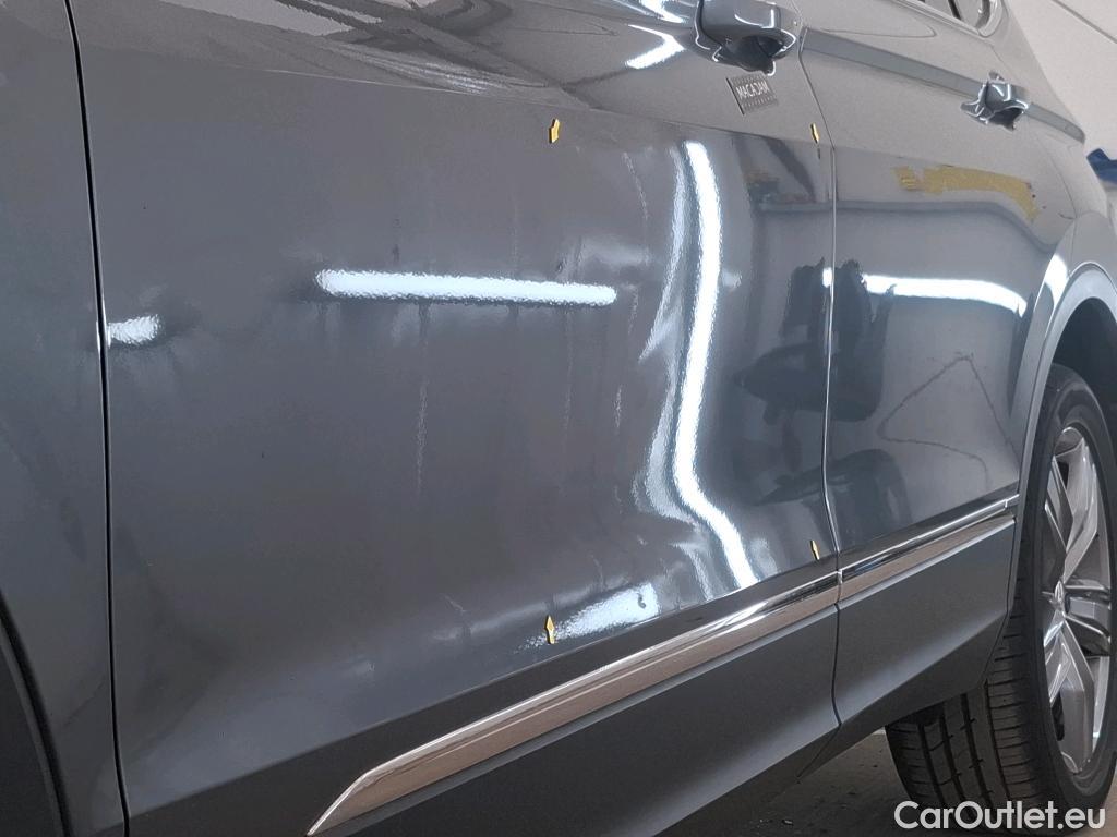  Volkswagen  Tiguan VOLKSWAGEN  Allspace 5p SUV 2.0 TDI 150 DSG7 Carat Exclusive #19