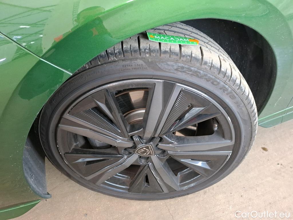  Peugeot  308 PEUGEOT  / 2021 / 5P / Berline PHEV 225 E-EAT8 GT PACK #17