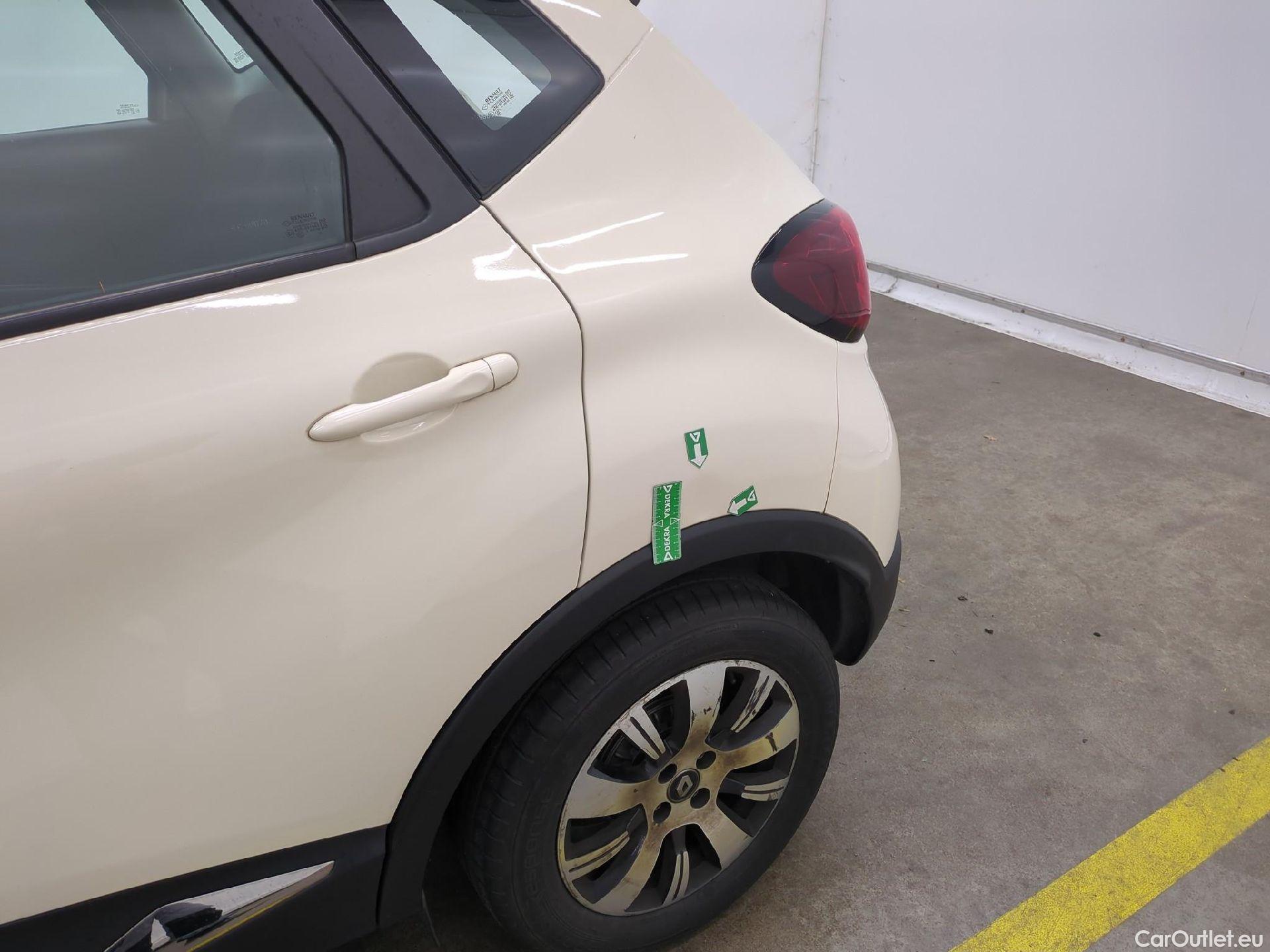  Renault  Captur  Business 0.9 TCe 90CV BVM5 E6 #21