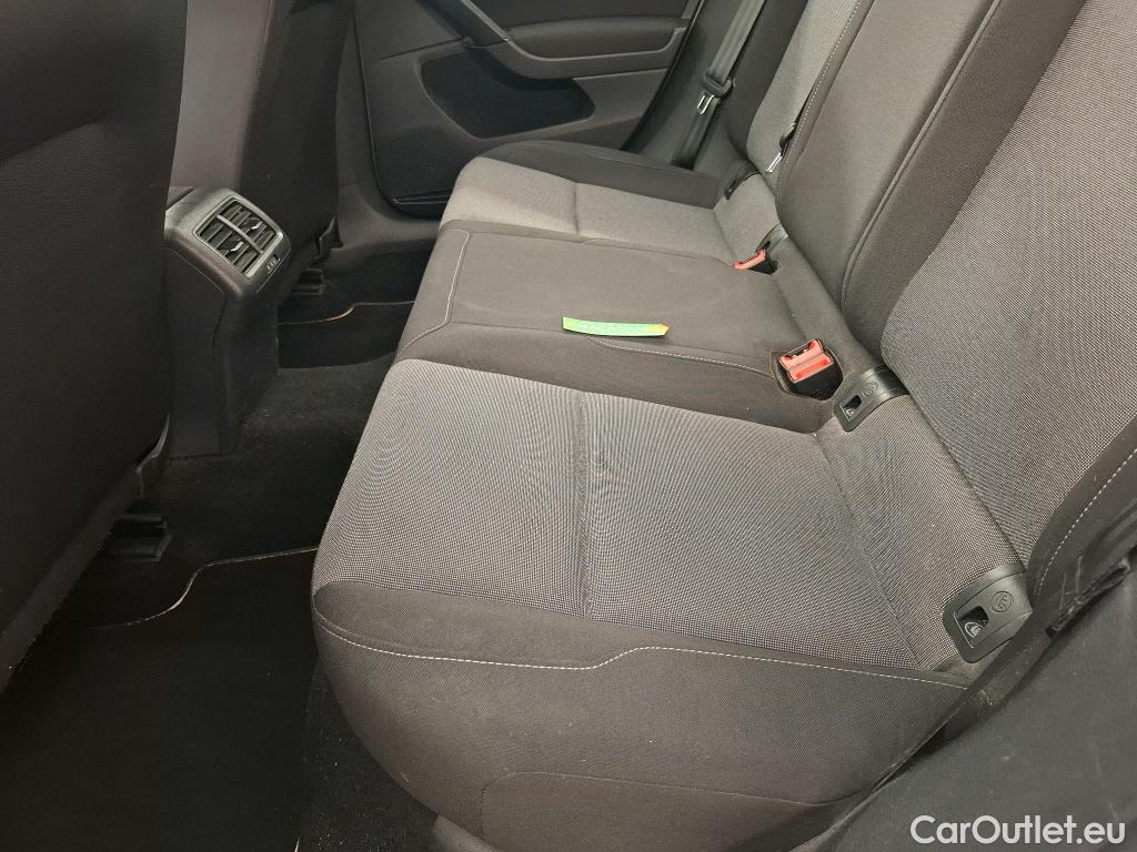  Volkswagen  Golf  VOLKSWAGEN 5p Berline 1.6 TDI 110 BVM5 Trendline Business BMT #47