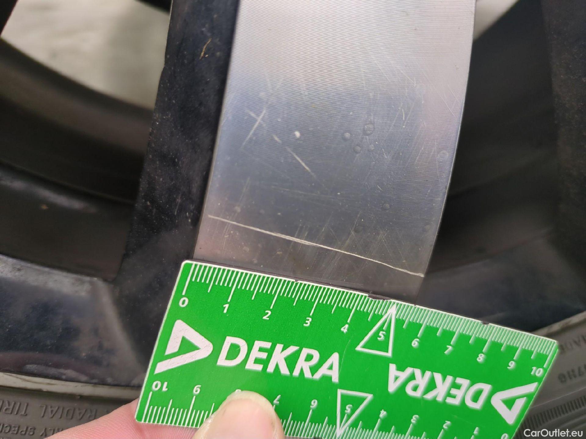  Renault  Captur  Business 0.9 TCe 90CV BVM5 E6 #14