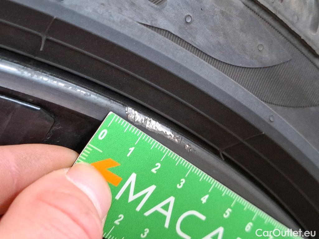  Peugeot  308 PEUGEOT  / 2021 / 5P / Berline PHEV 225 E-EAT8 GT PACK #18