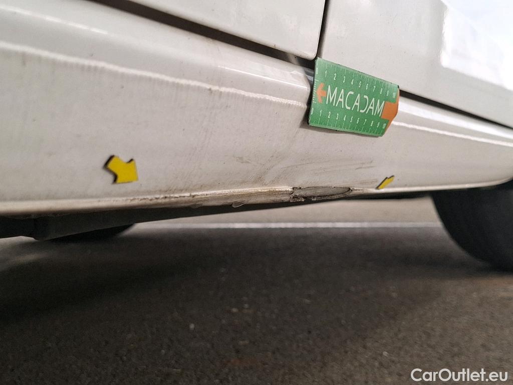  Volkswagen  Caddy VOLKSWAGEN  Cargo / 2020 / 4P / Fourgonnette 2.0 TDI 75ch Business #4