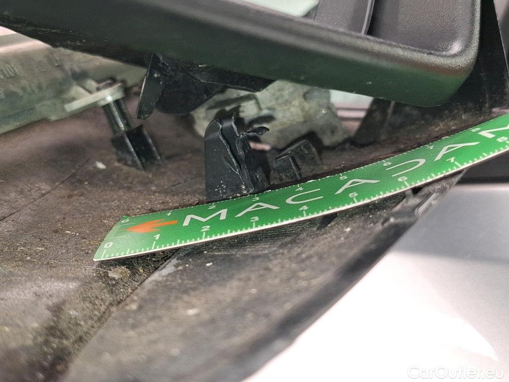  Volkswagen  Golf  VOLKSWAGEN 5p Berline 1.6 TDI 110 BVM5 Trendline Business BMT #5