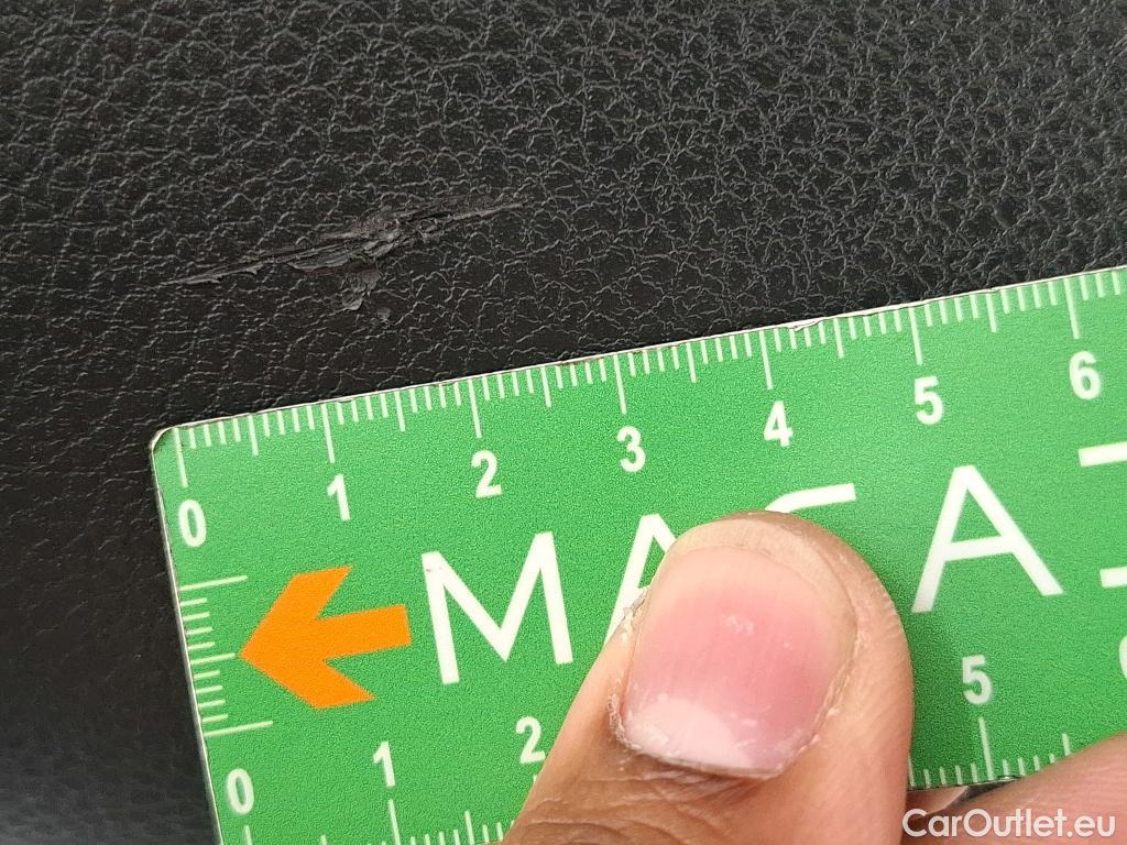  Volkswagen  Golf  VOLKSWAGEN 5p Berline 1.6 TDI 110 BVM5 Trendline Business BMT #25