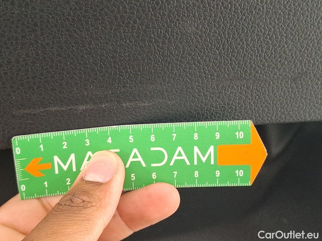  Volkswagen  Golf  VOLKSWAGEN 5p Berline 1.6 TDI 110 BVM5 Trendline Business BMT #24