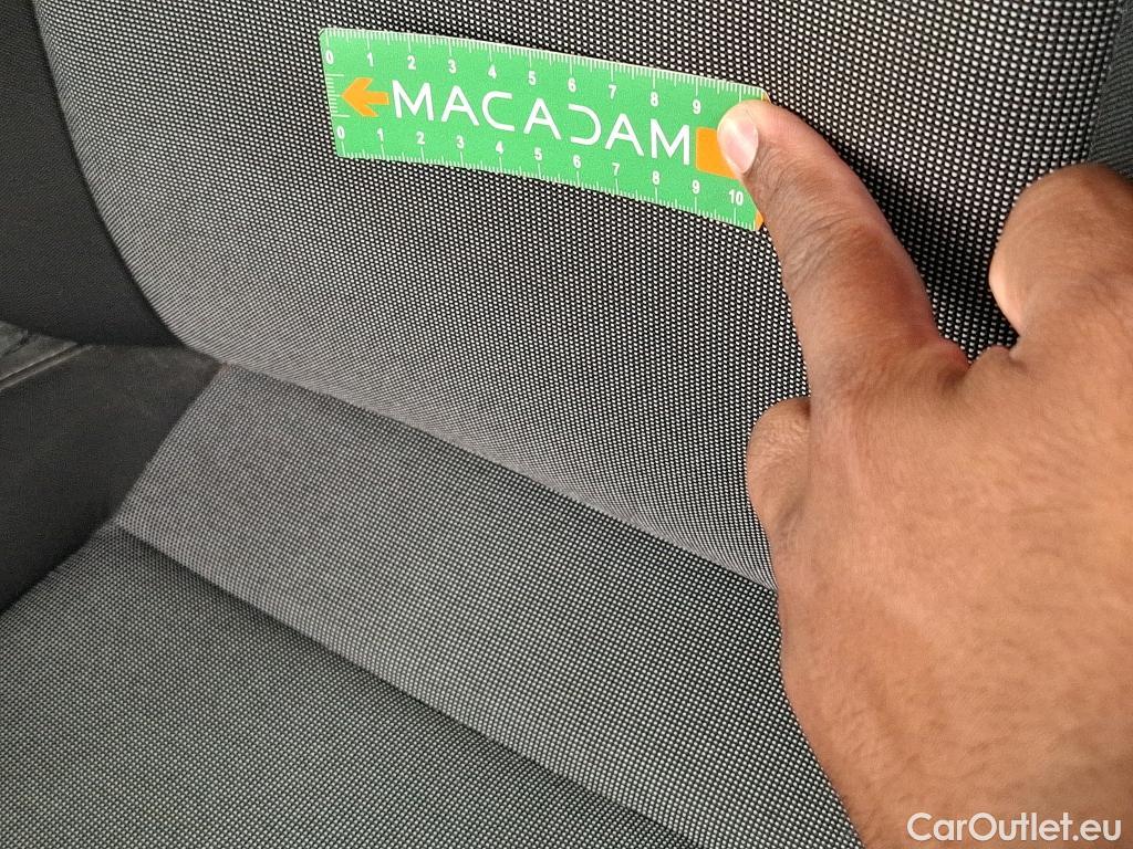  Volkswagen  Golf  VOLKSWAGEN 5p Berline 1.6 TDI 110 BVM5 Trendline Business BMT #46