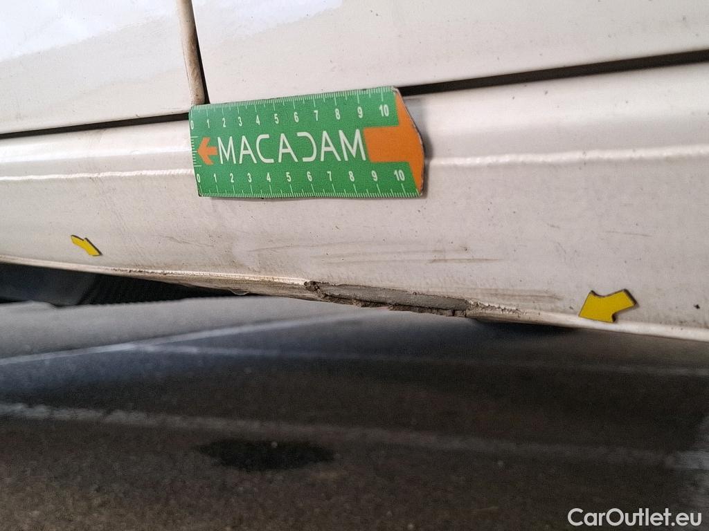  Volkswagen  Caddy VOLKSWAGEN  Cargo / 2020 / 4P / Fourgonnette 2.0 TDI 75ch Business #6