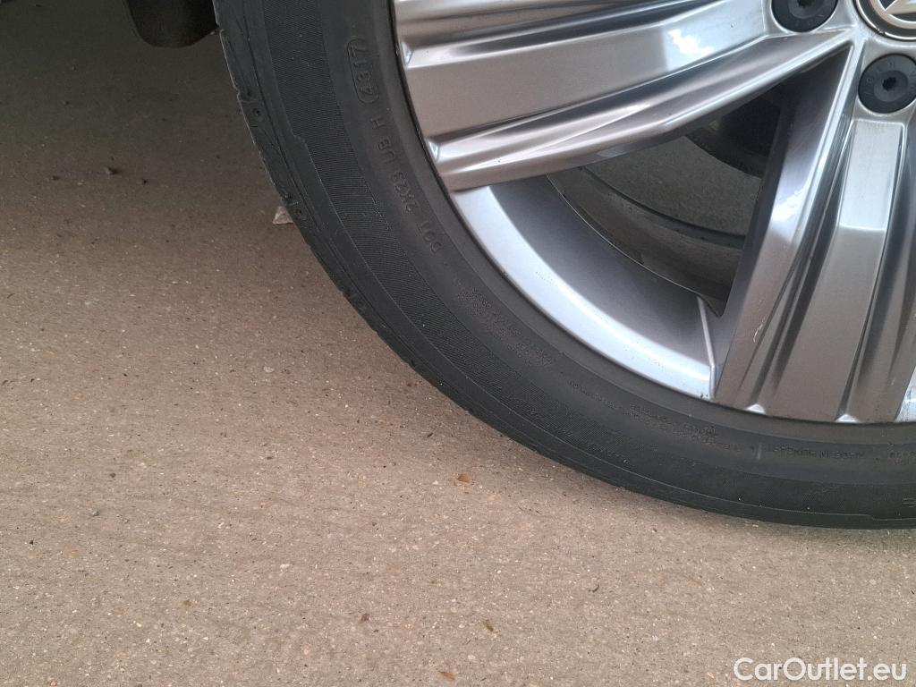  Volkswagen  Tiguan VOLKSWAGEN  Allspace 5p SUV 2.0 TDI 150 DSG7 Carat Exclusive #67