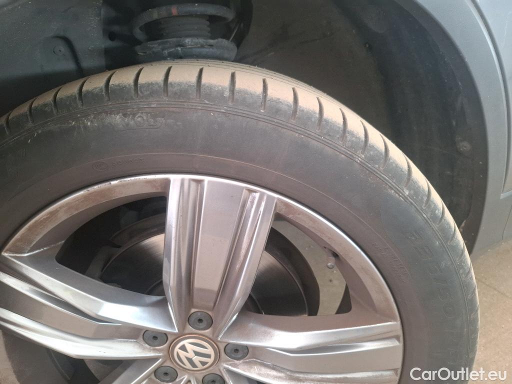  Volkswagen  Tiguan VOLKSWAGEN  Allspace 5p SUV 2.0 TDI 150 DSG7 Carat Exclusive #75