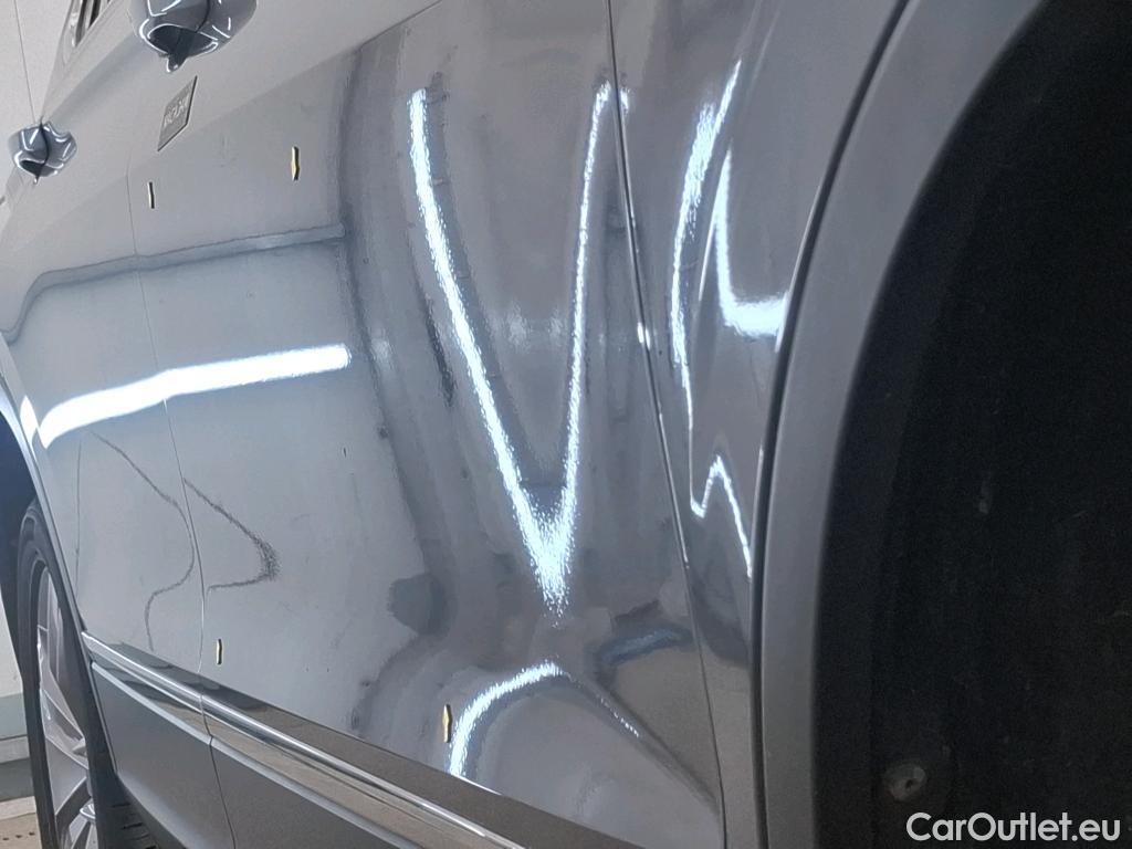  Volkswagen  Tiguan VOLKSWAGEN  Allspace 5p SUV 2.0 TDI 150 DSG7 Carat Exclusive #42