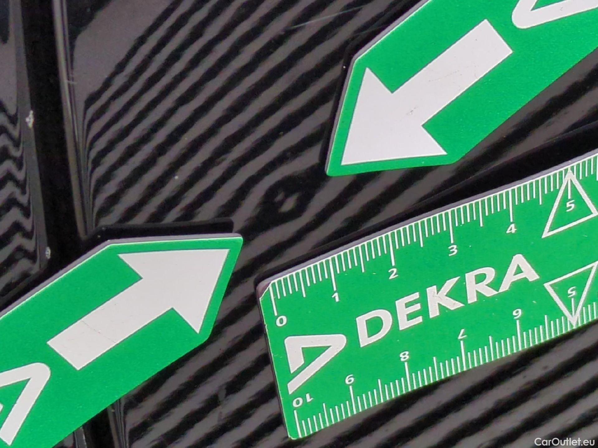  Volkswagen  Taigo  Life Plus 1.0 TSI 110CV BVA7 E6d #19