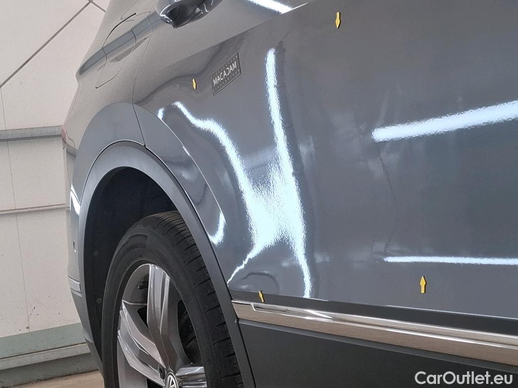  Volkswagen  Tiguan VOLKSWAGEN  Allspace 5p SUV 2.0 TDI 150 DSG7 Carat Exclusive #28