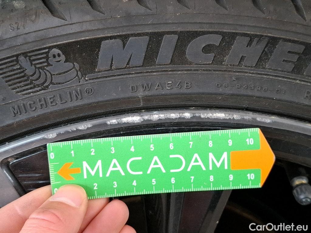  Peugeot  308 PEUGEOT  / 2021 / 5P / Berline PHEV 225 E-EAT8 GT PACK #24