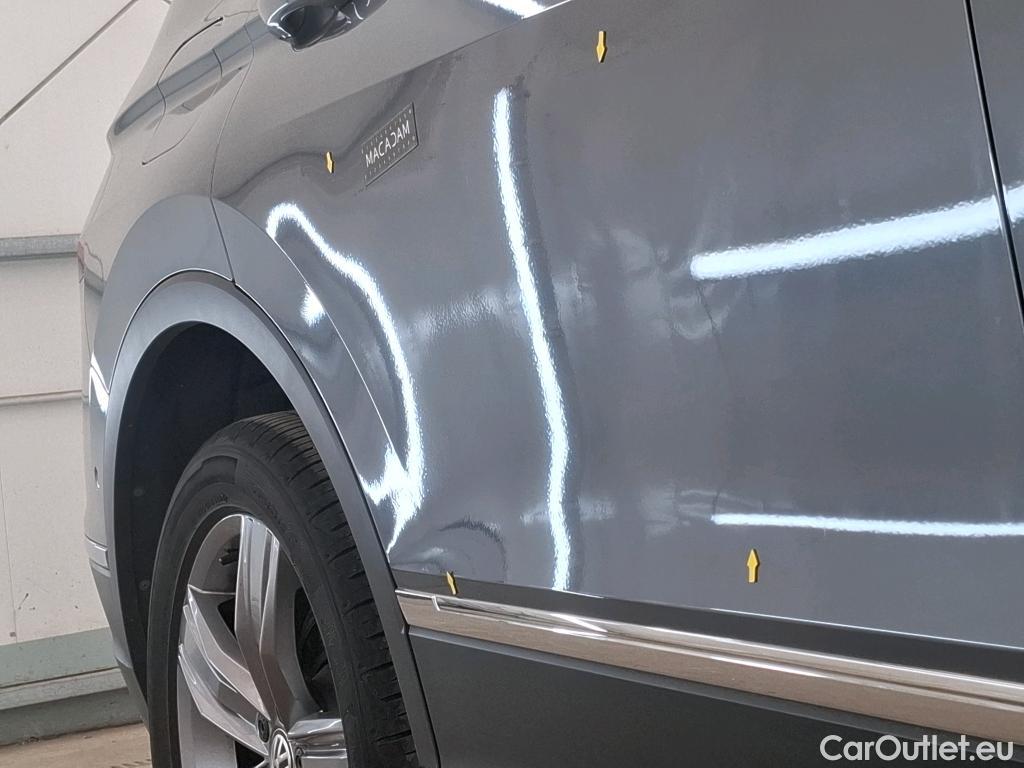  Volkswagen  Tiguan VOLKSWAGEN  Allspace 5p SUV 2.0 TDI 150 DSG7 Carat Exclusive #29