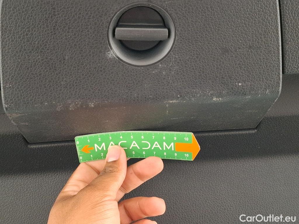  Volkswagen  Golf  VOLKSWAGEN 5p Berline 1.6 TDI 110 BVM5 Trendline Business BMT #27