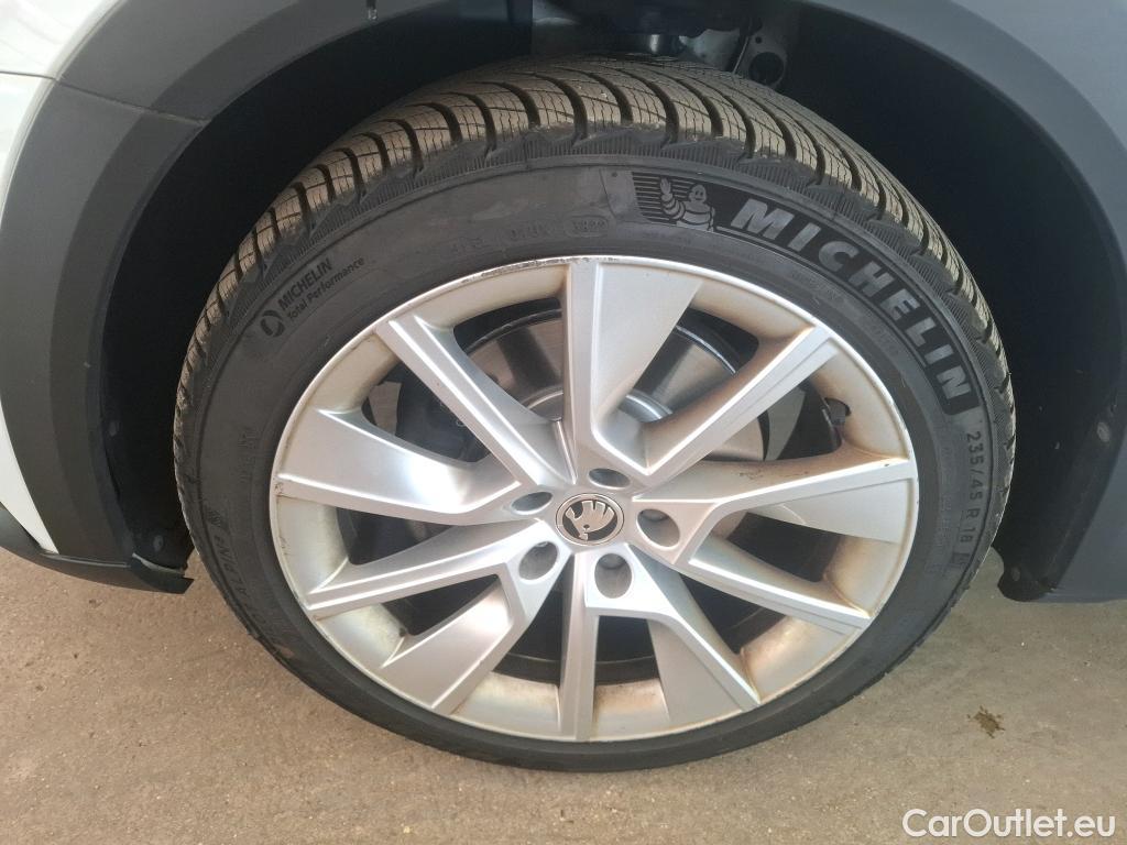  Skoda  Superb  Break Scout 2.0 TDI 150CV BVA7 E6d #9