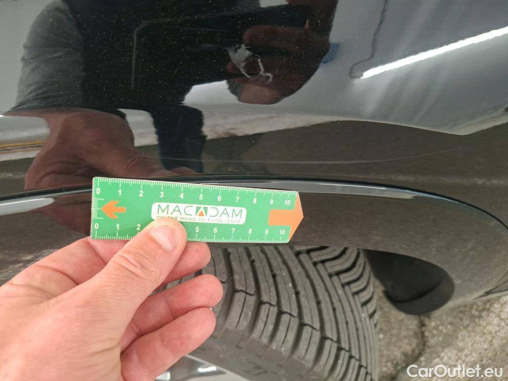  Opel   Grandland X Grandland X Elegance Business 1.5 130CV BVA8 6E #58