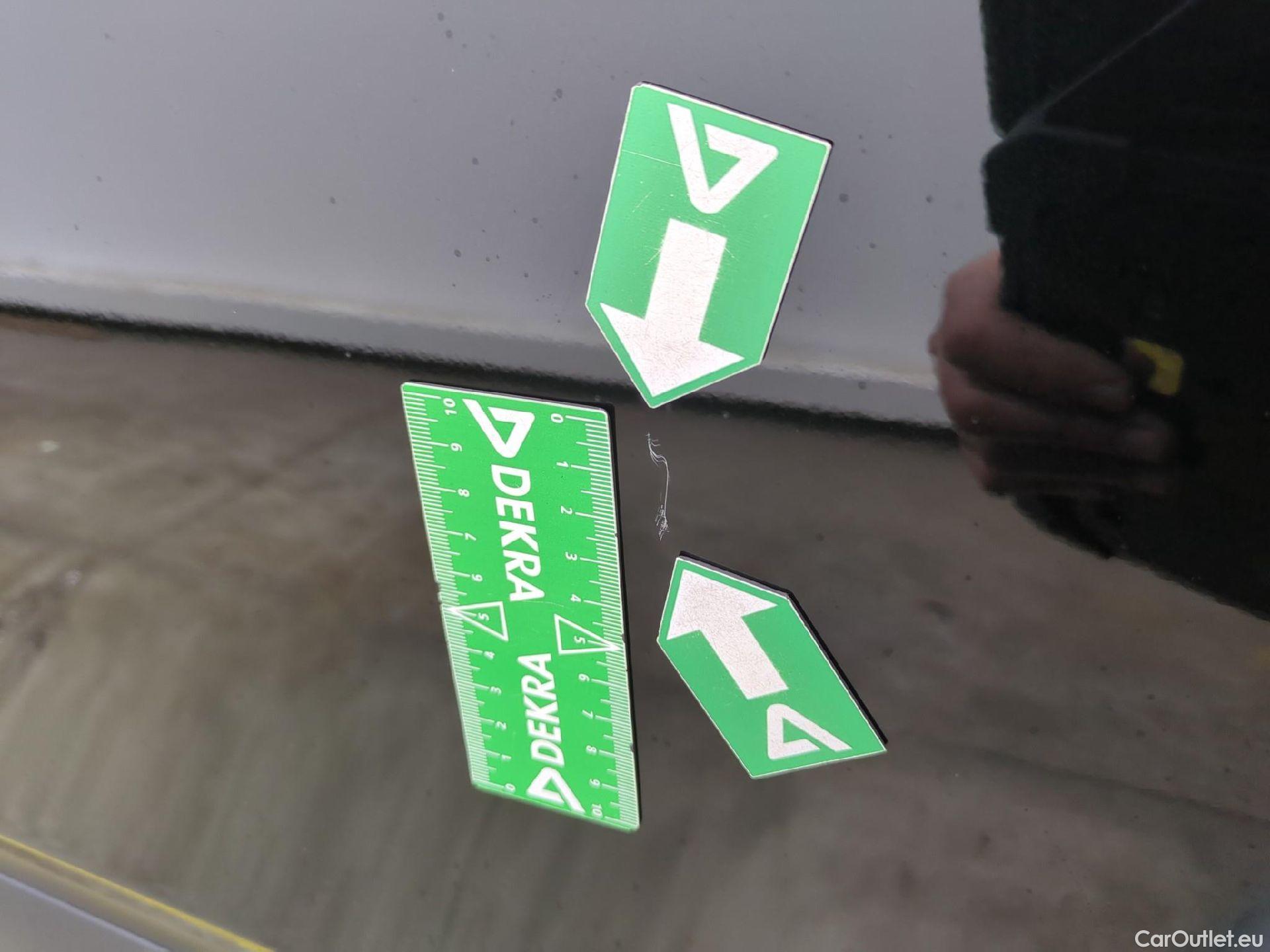  Citroen  C4  X Feel Pack 1.2 PureTech 130CV BVA8 6E #9