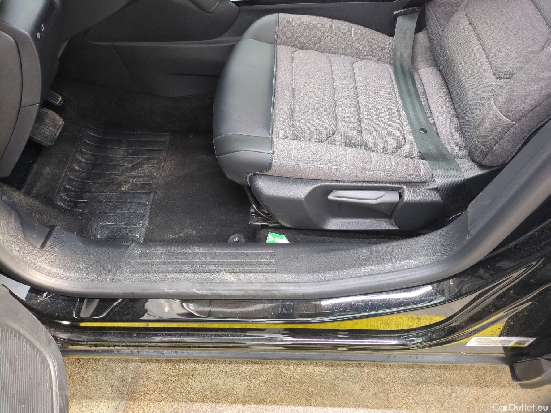  Citroen  C4  X Feel Pack 1.2 PureTech 130CV BVA8 6E #4