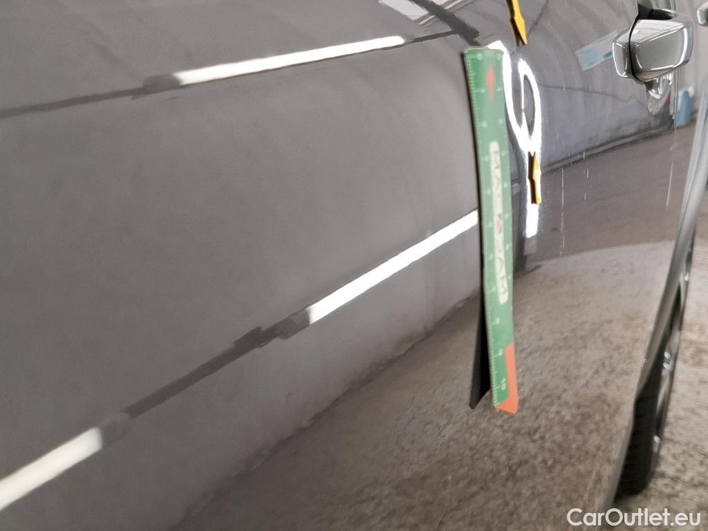  Citroen  C4 Cactus  Feel Business 1.2 PureTech 110CV BVM6 E6d #9