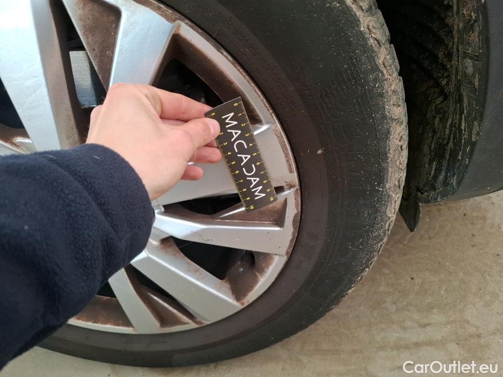  Peugeot  3008  Active Business 1.2 PureTech 130CV BVM6 E6d #28