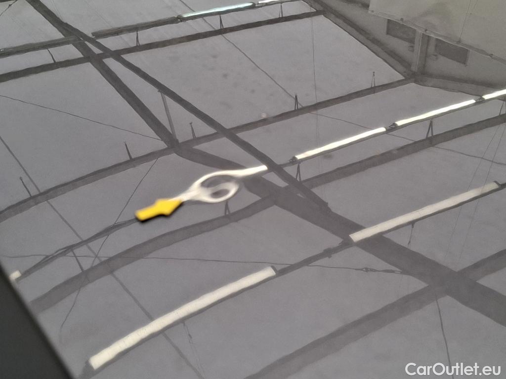  Mercedes  A-Klasse MERCEDES-BENZ Classe A Compact / 2018 / 5P / Berline A 250 e Business Line 8G-DCT #5