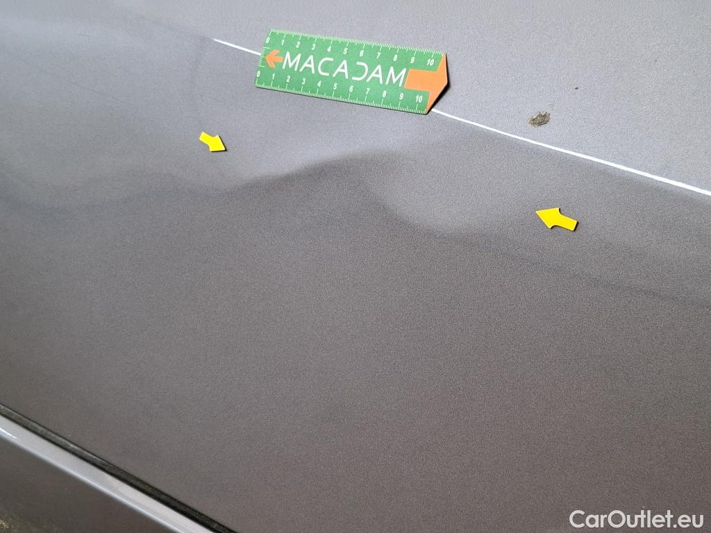  Mercedes  A-Klasse MERCEDES-BENZ Classe A Compact / 2018 / 5P / Berline A 250 e Business Line 8G-DCT #22