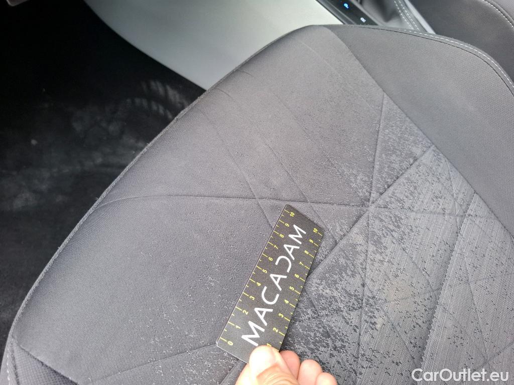  Hyundai  Bayon HYUNDAI  / 2021 / 5P / SUV 1.0 T-GDI 100 DCT- 7 HYB 48V INTUITIVE #13